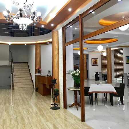 Imperial Hotel Ούλτσιν Εξωτερικό φωτογραφία