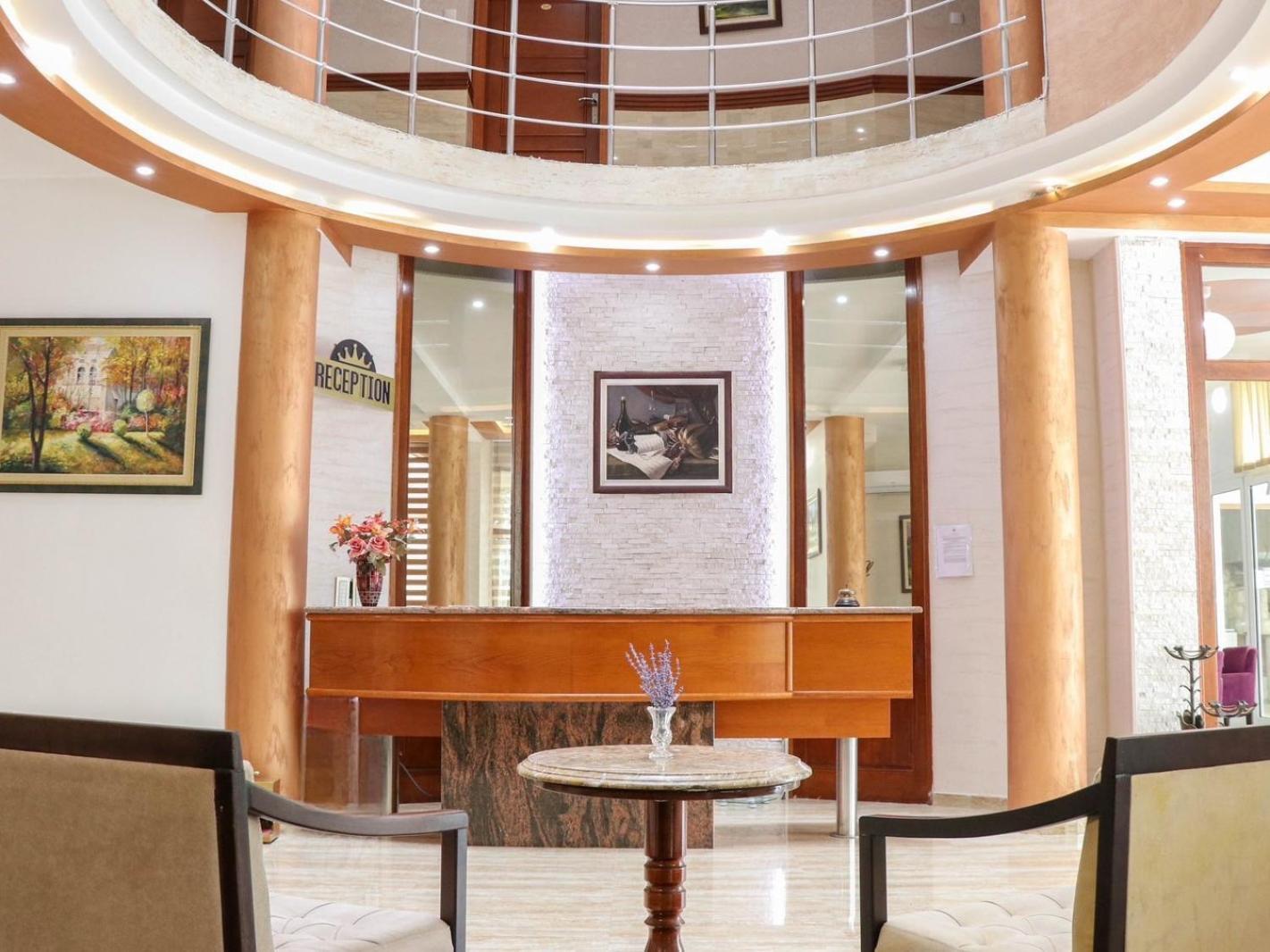 Imperial Hotel Ούλτσιν Εξωτερικό φωτογραφία