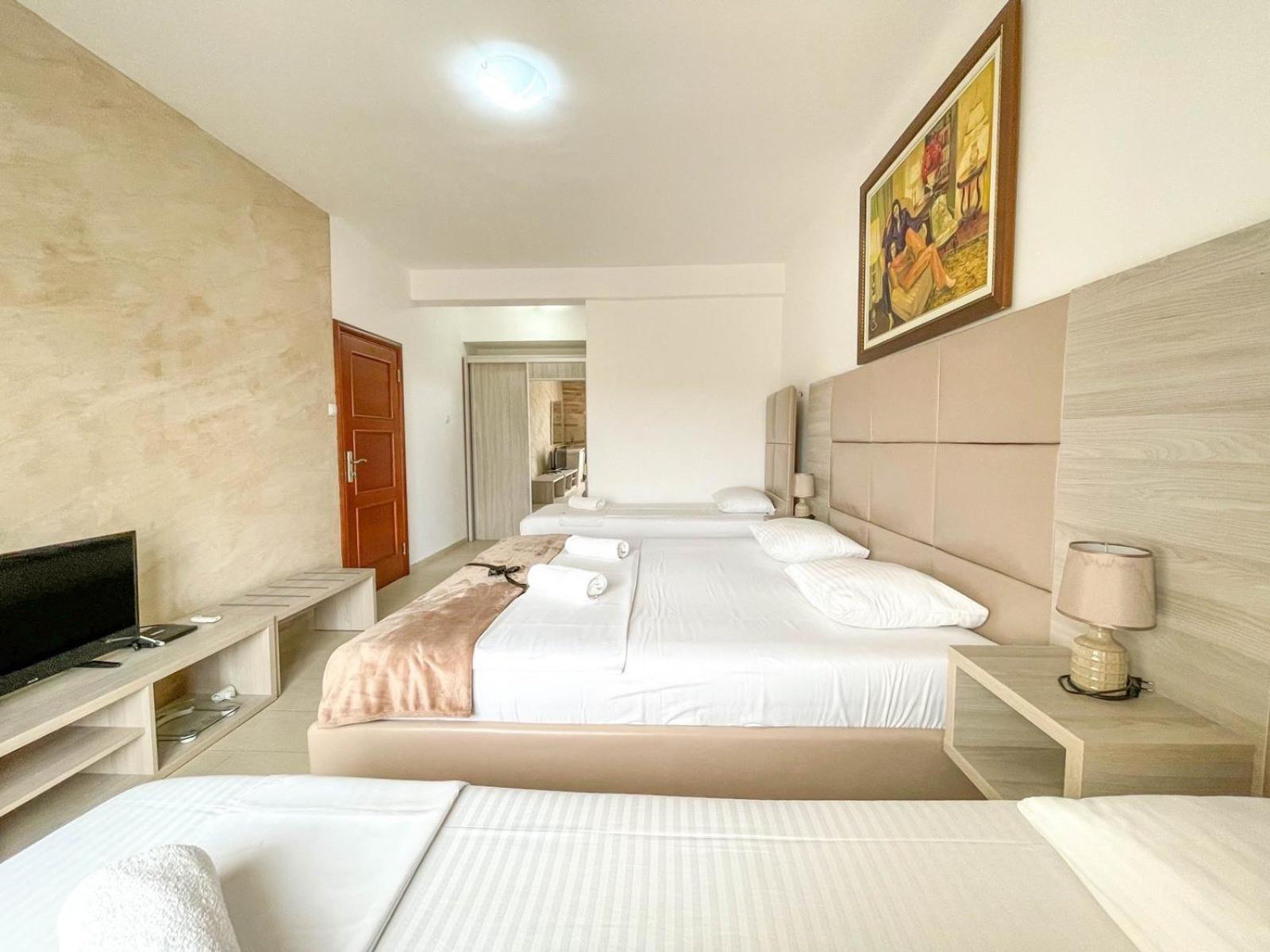 Imperial Hotel Ούλτσιν Εξωτερικό φωτογραφία