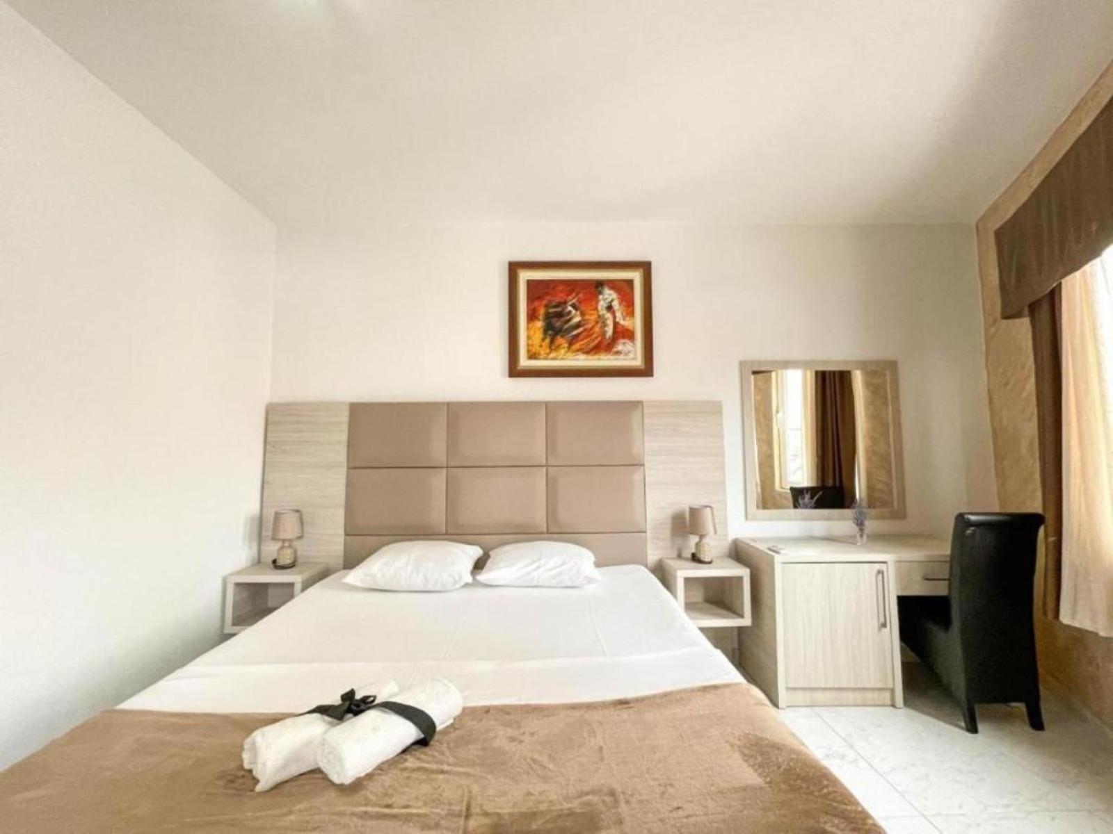 Imperial Hotel Ούλτσιν Εξωτερικό φωτογραφία