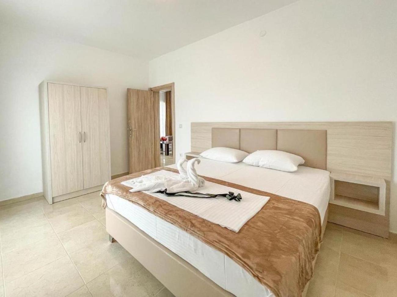 Imperial Hotel Ούλτσιν Εξωτερικό φωτογραφία